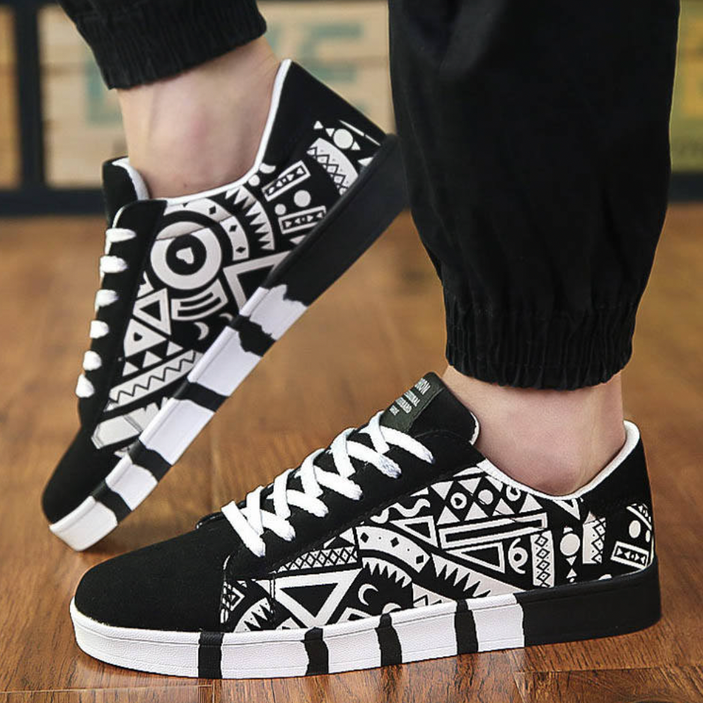 Primmor Holy Sneakers